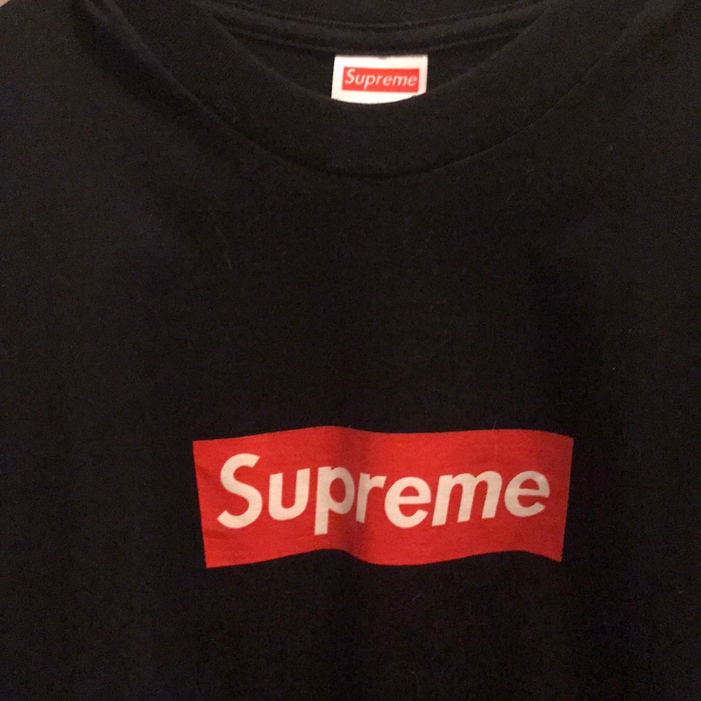 SUPREME SHIRT